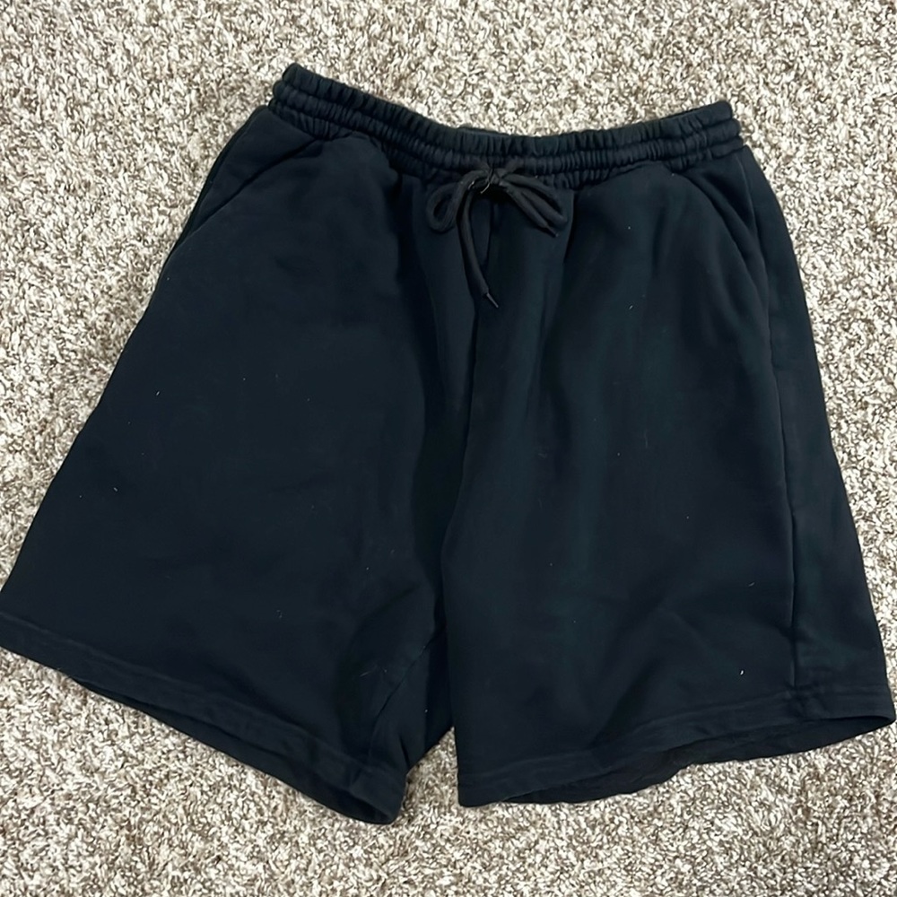 Lounge black tie shorts with pockets